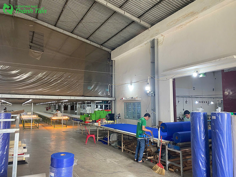 xuong-may-balo-day-rut-vai-day